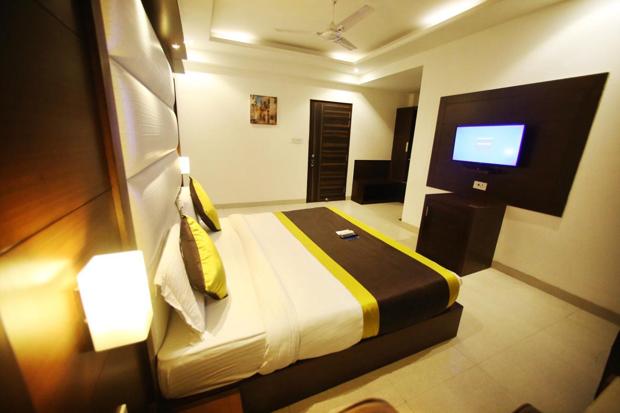 Hotel Aero Star By Star Group Neu-Delhi Exterior foto